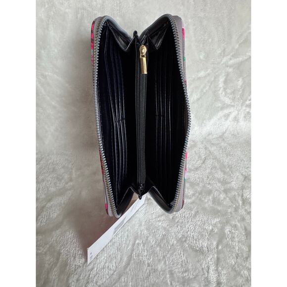 Brand New Betsey Johnson Zip Around Large Gray w/ Roses - Picture 5 of 6